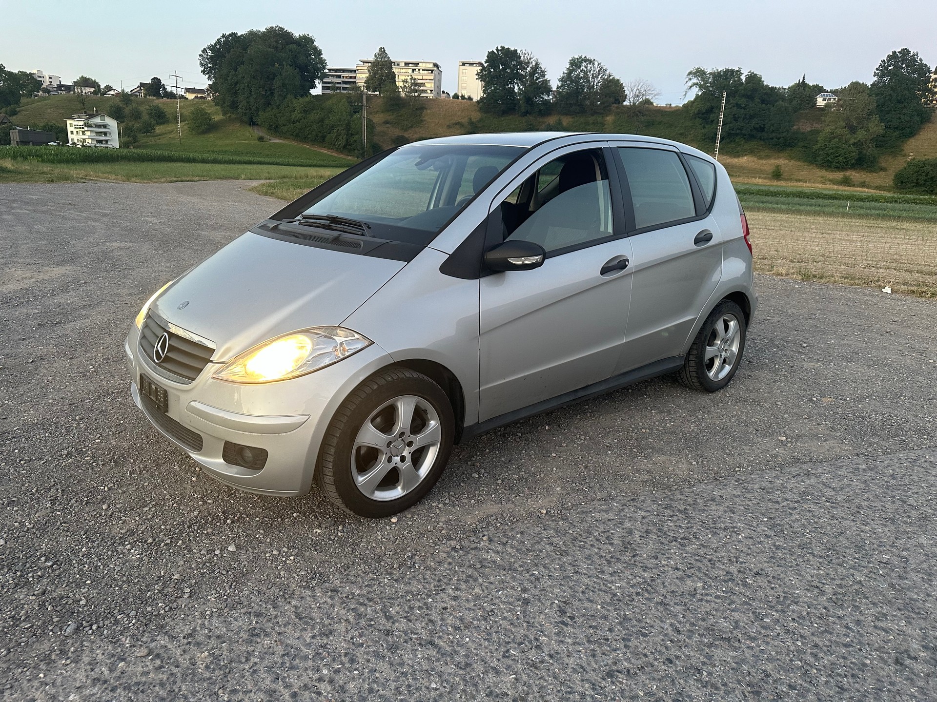 MERCEDES-BENZ A 170 Elégance-image-13