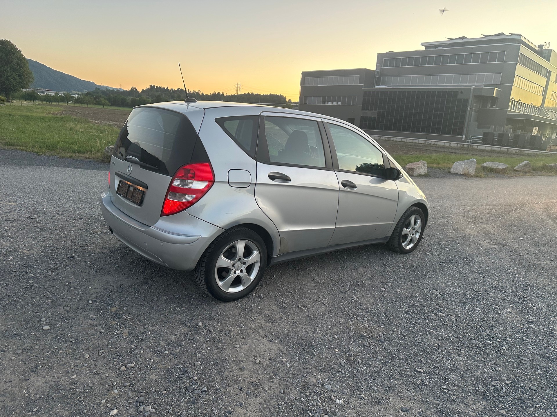 MERCEDES-BENZ A 170 Elégance-image-5