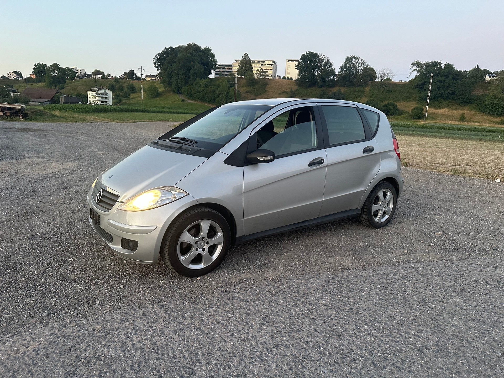 MERCEDES-BENZ A 170 Elégance-image-0