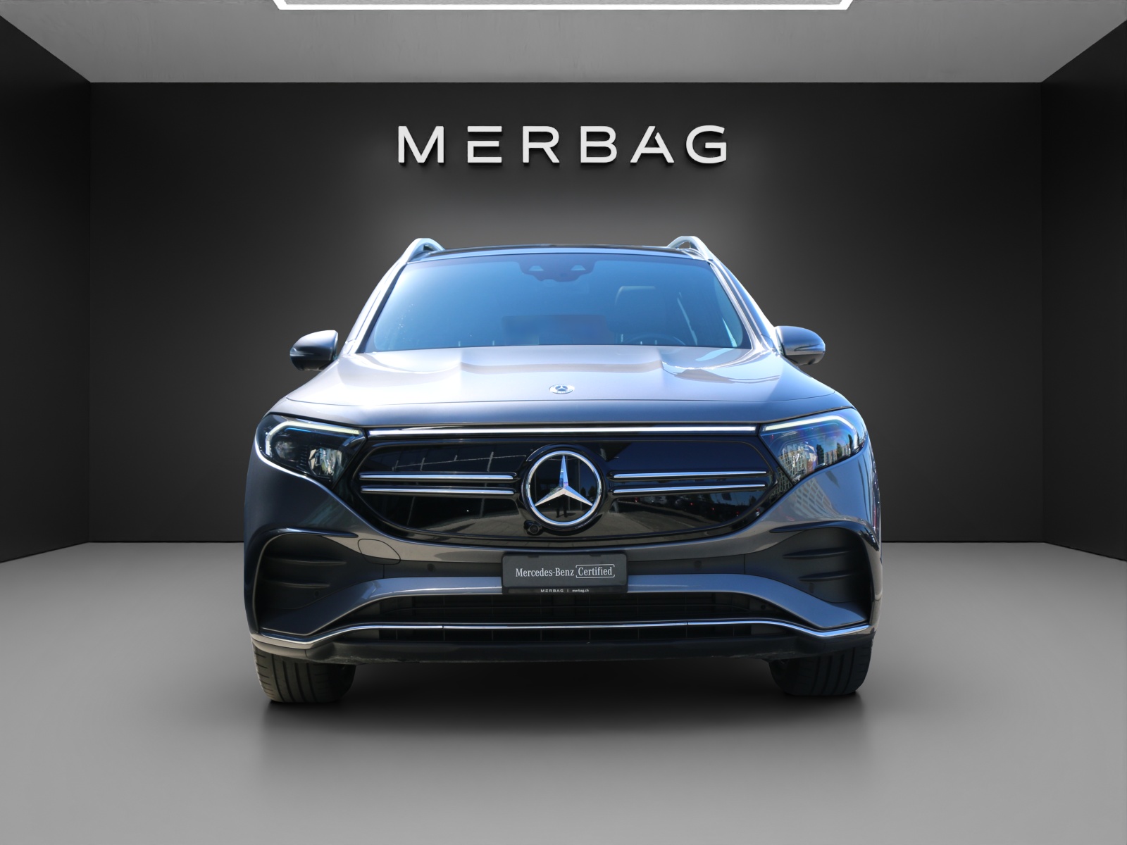 MERCEDES-BENZ EQB 350 4Matic AMG Line-image-16