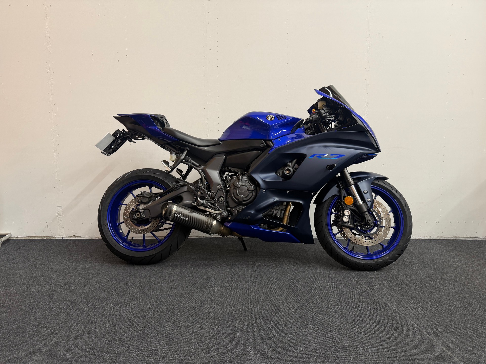 YAMAHA YZF-R7 (35kW)-image-3
