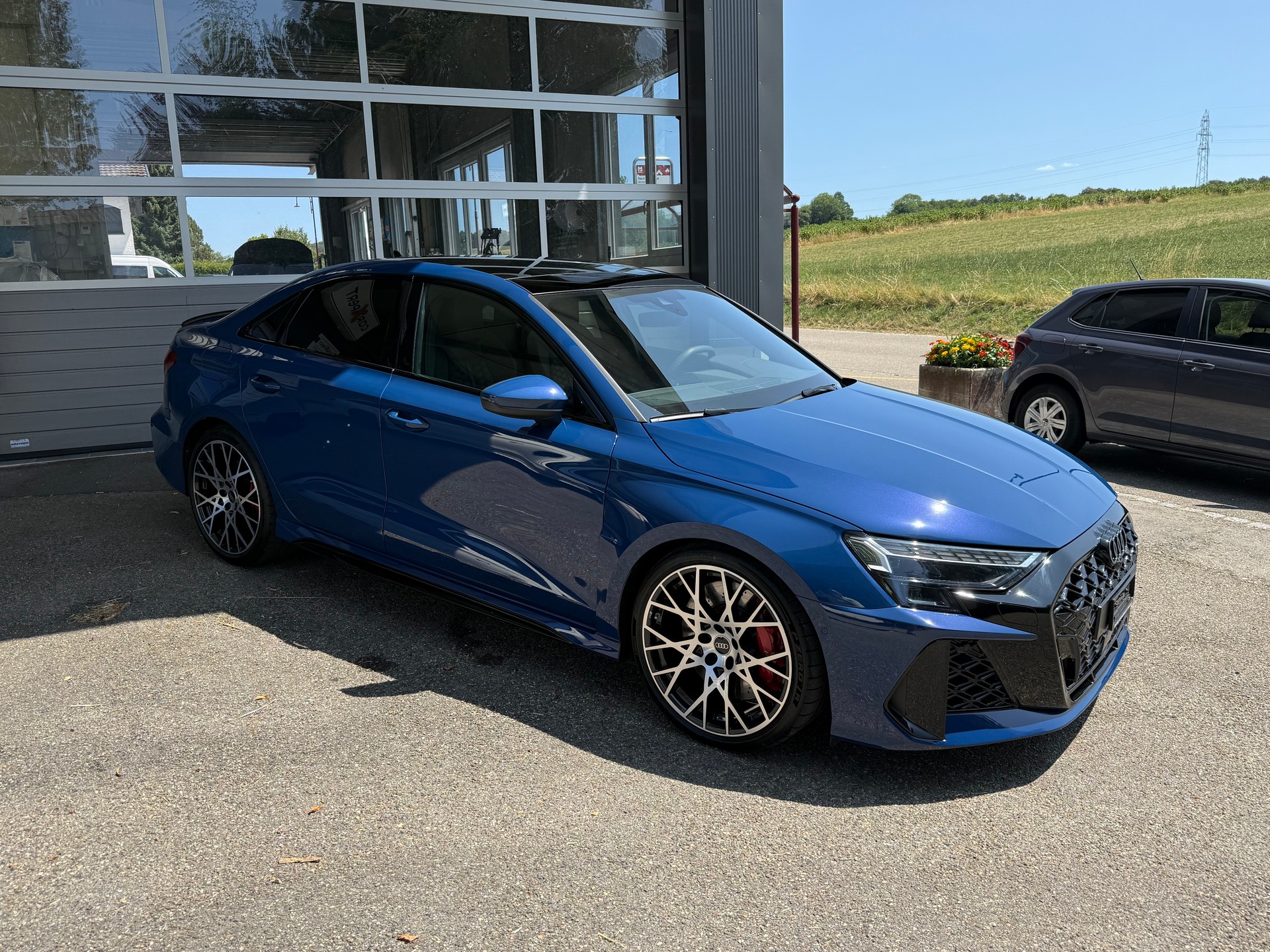 AUDI RS3 Limousine 2.5 TSI quattro S-tronic SEDAN Garantie 60 mois/100'000km-image-0