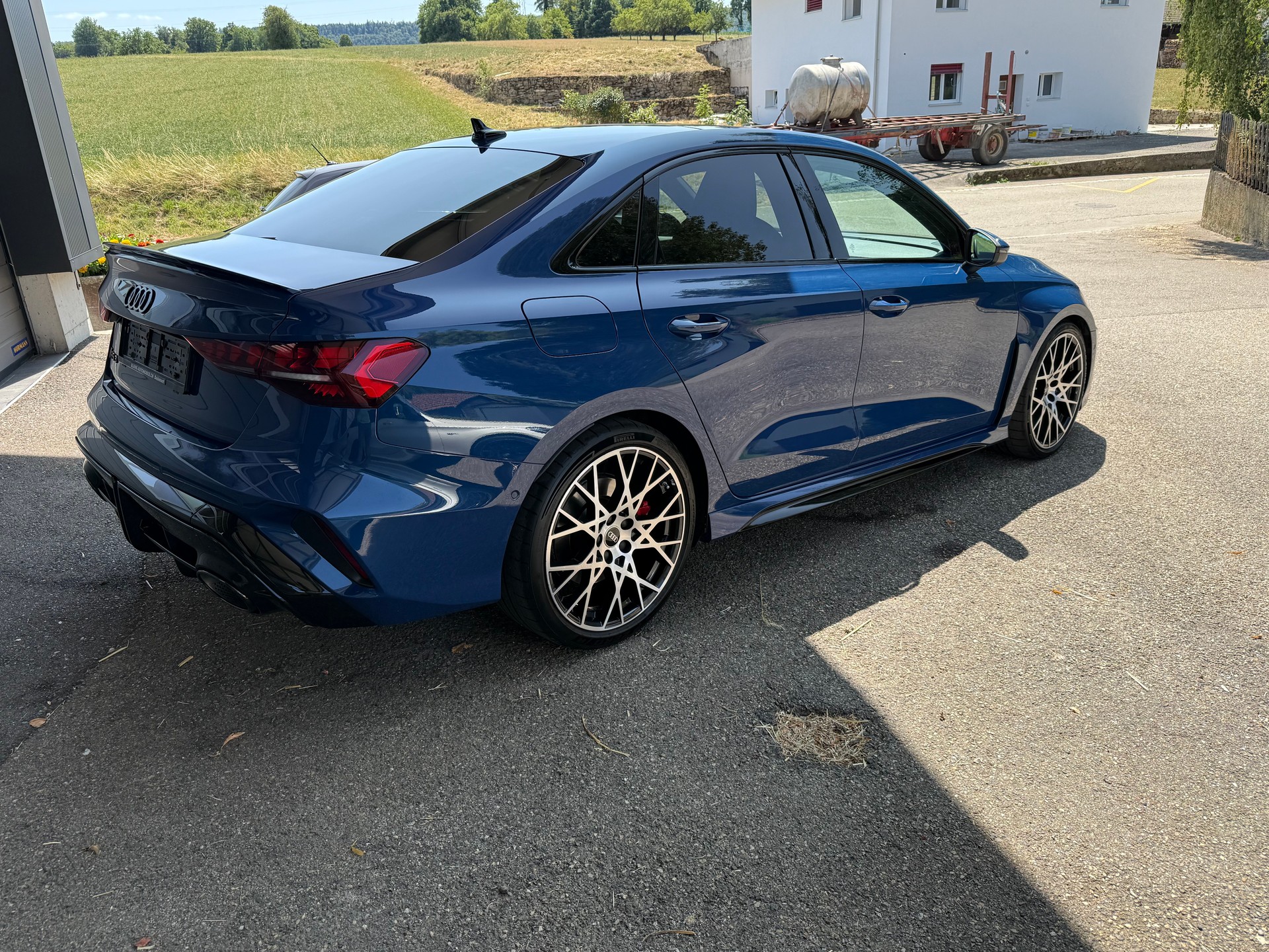 AUDI RS3 Limousine 2.5 TSI quattro S-tronic SEDAN Garantie 60 mois/100'000km-image-6