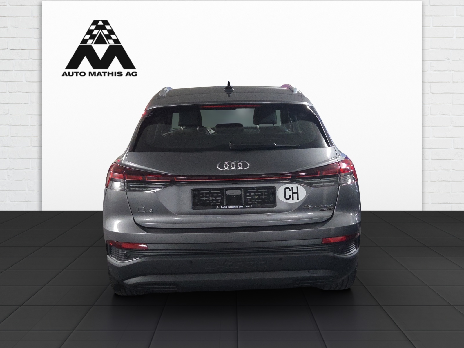 AUDI Q4 e-tron 45 quattro-image-9