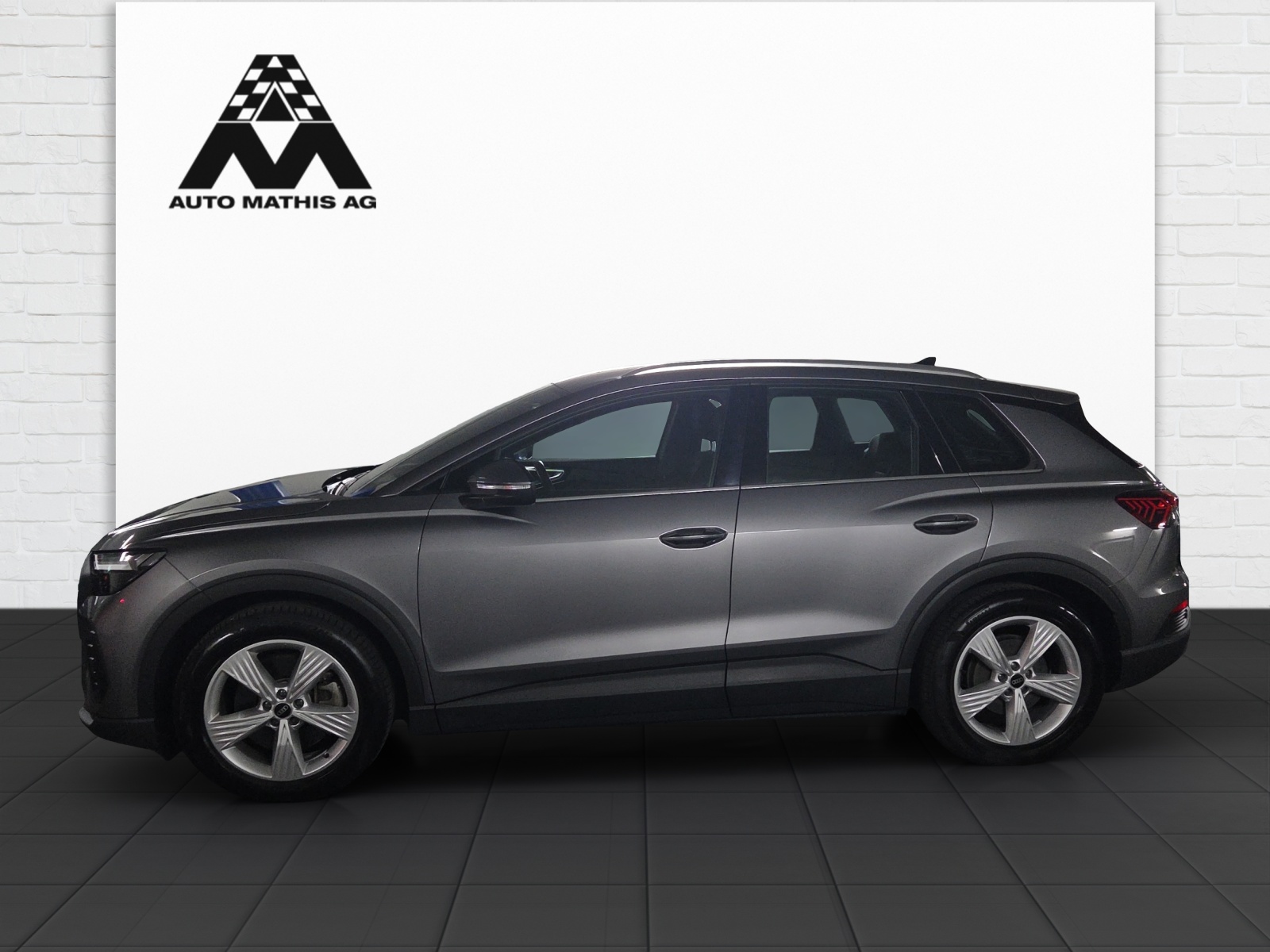 AUDI Q4 e-tron 45 quattro-image-2