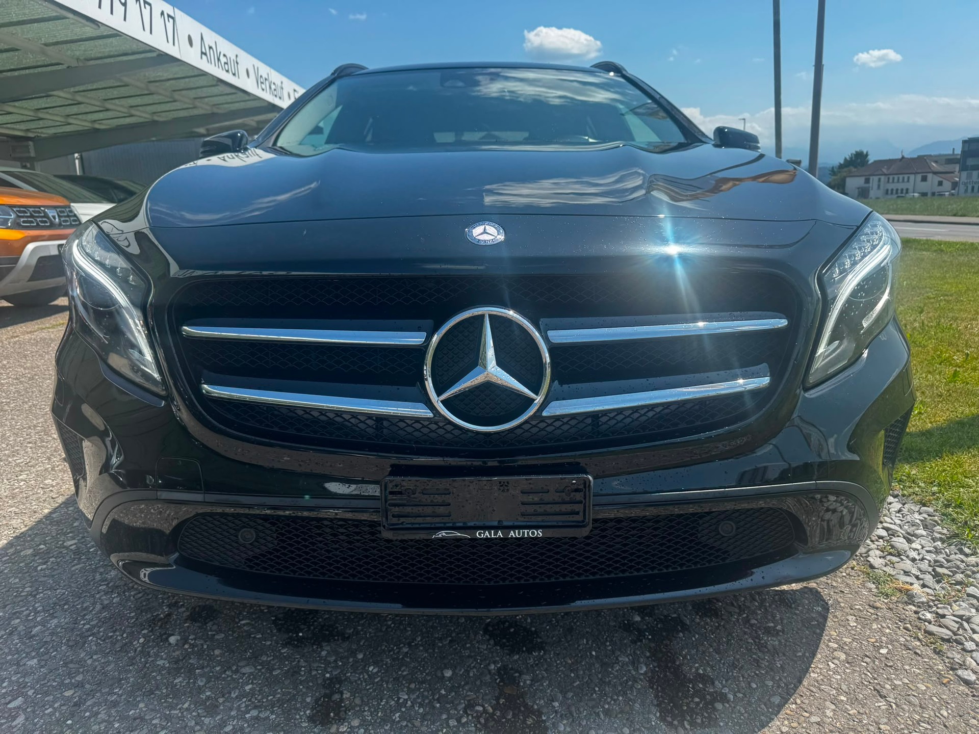 MERCEDES-BENZ GLA 200 7G-DCT-image-1