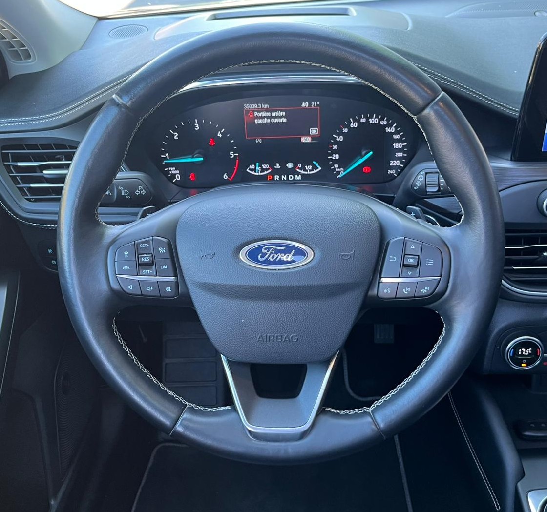 FORD Focus 2.0 TDCi Vignale Automatic-image-12