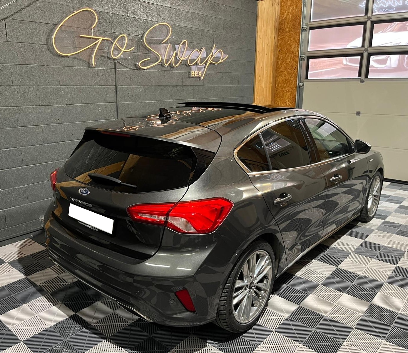 FORD Focus 2.0 TDCi Vignale Automatic-image-3
