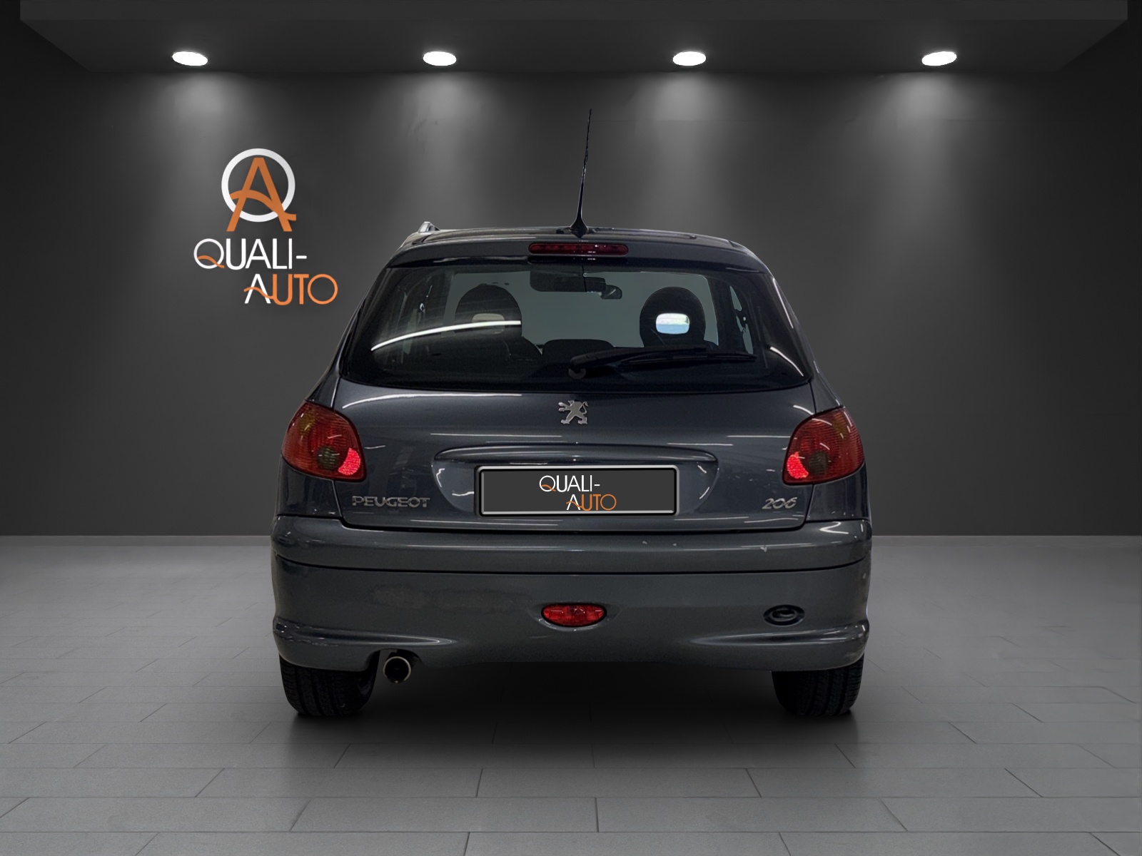 PEUGEOT 206 1.6 16V Exclusive Edition Automatic-image-4