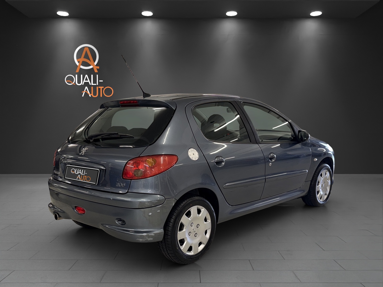 PEUGEOT 206 1.6 16V Exclusive Edition Automatic-image-5