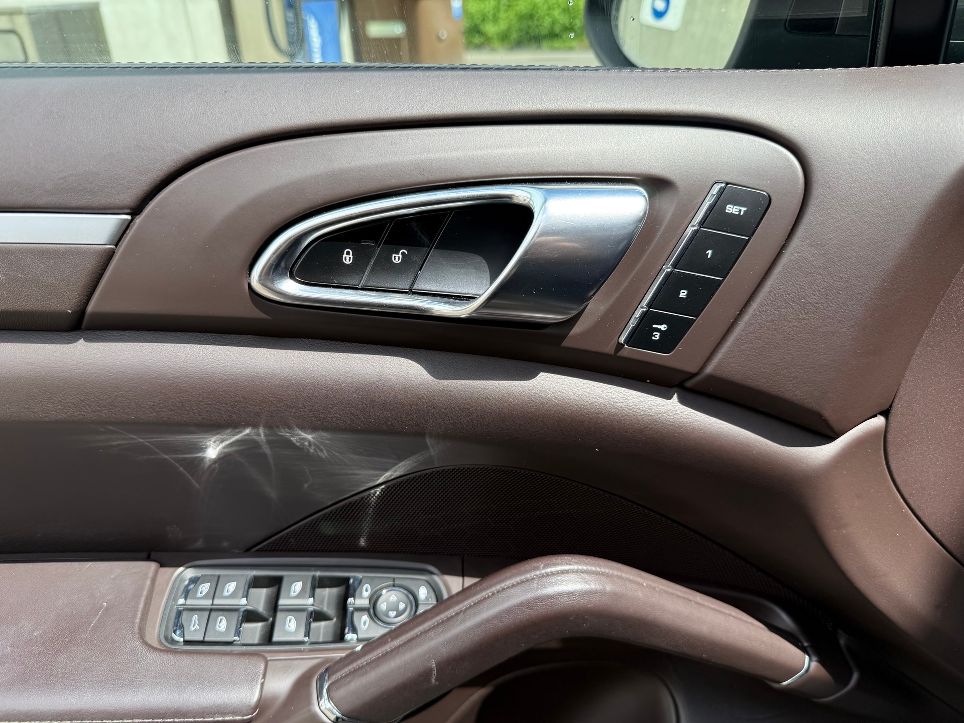 PORSCHE Cayenne S Diesel *Ab MFK *Tempomat *Porsche Entry & Drive *Elekt. Sonnenschutzrollos *Spurwechselwarn. *Bose Sound *Panorama-image-10