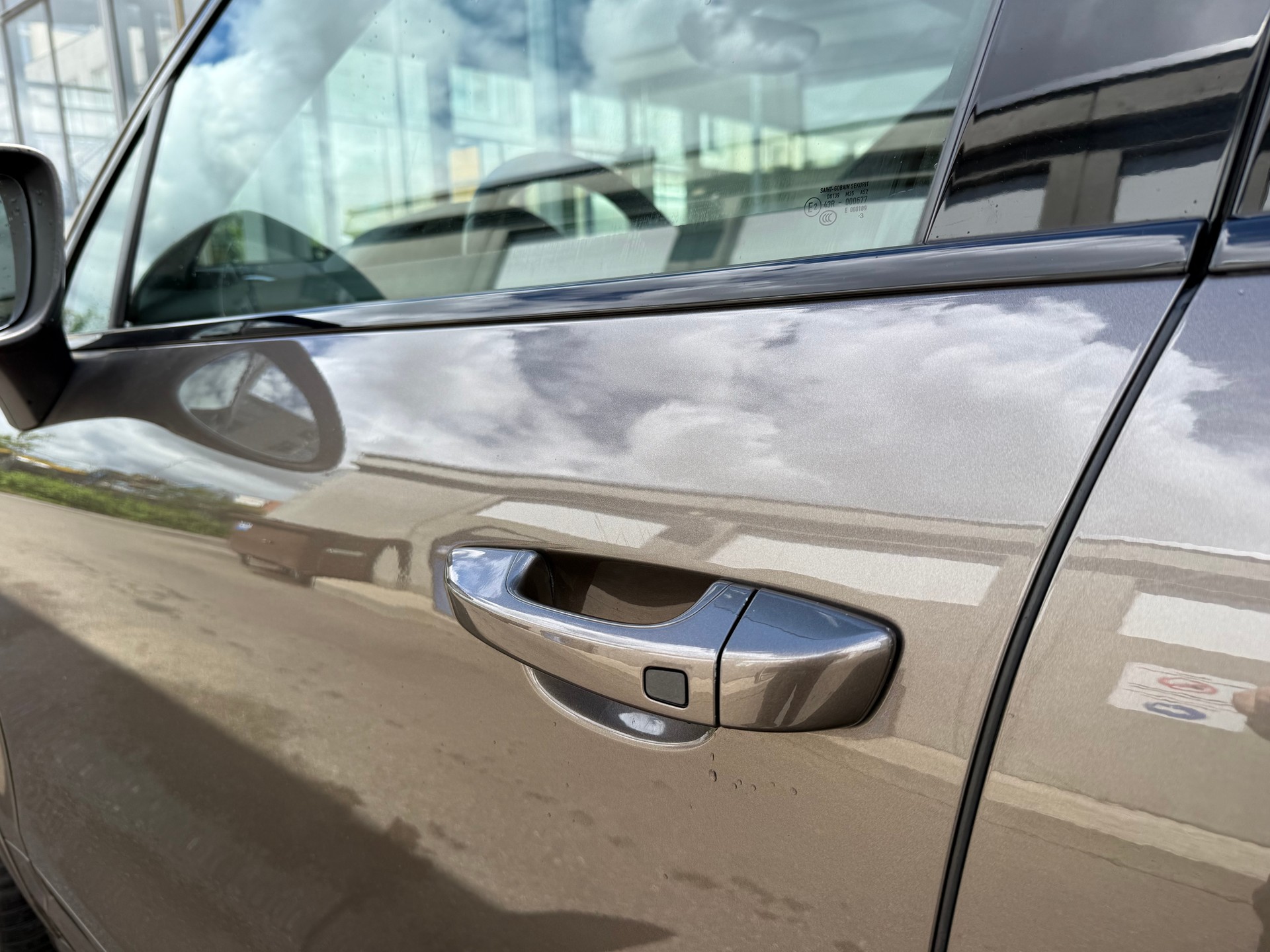 PORSCHE Cayenne S Diesel *Ab MFK *Tempomat *Porsche Entry & Drive *Elekt. Sonnenschutzrollos *Spurwechselwarn. *Bose Sound *Panorama-image-6