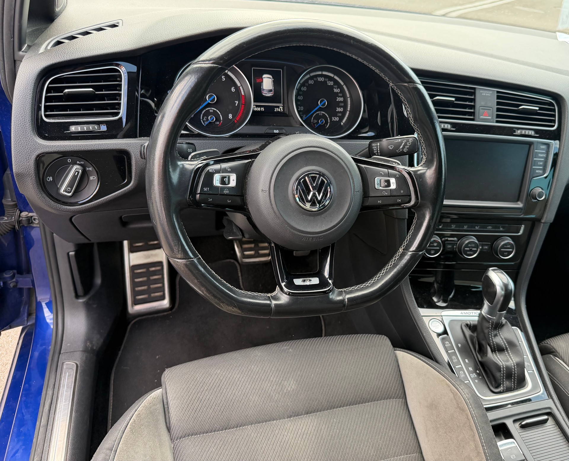 VW 2.0 TSI R DSG 4motion-image-5