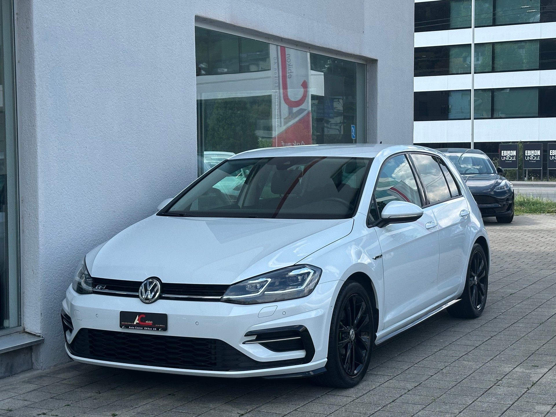 VW Golf 1.5 TSI EVO R-Line-image-0