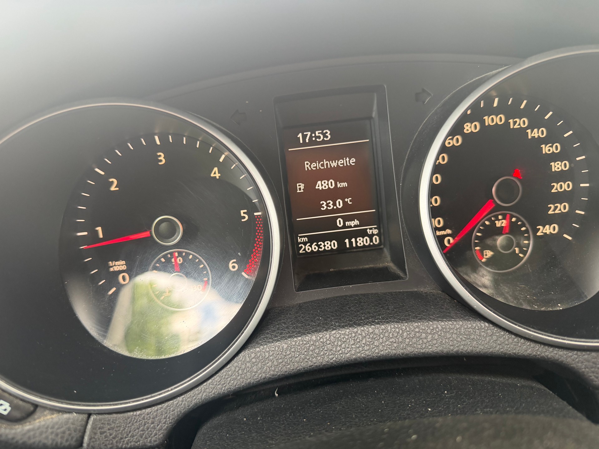 VW Golf Variant 1.6 TDI Trendline 4Motion-image-13