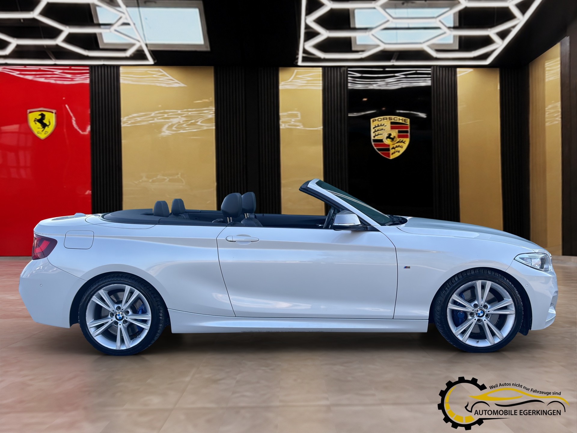 BMW M235i xDrive SAG Cabrio-showroom-element-3