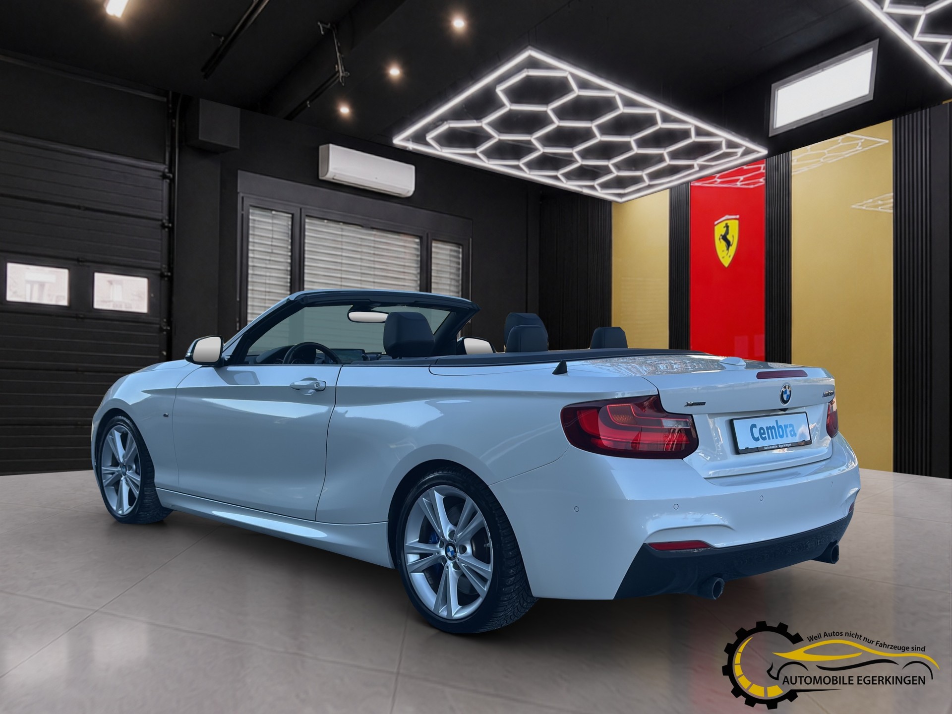 BMW M235i xDrive SAG Cabrio-image-6