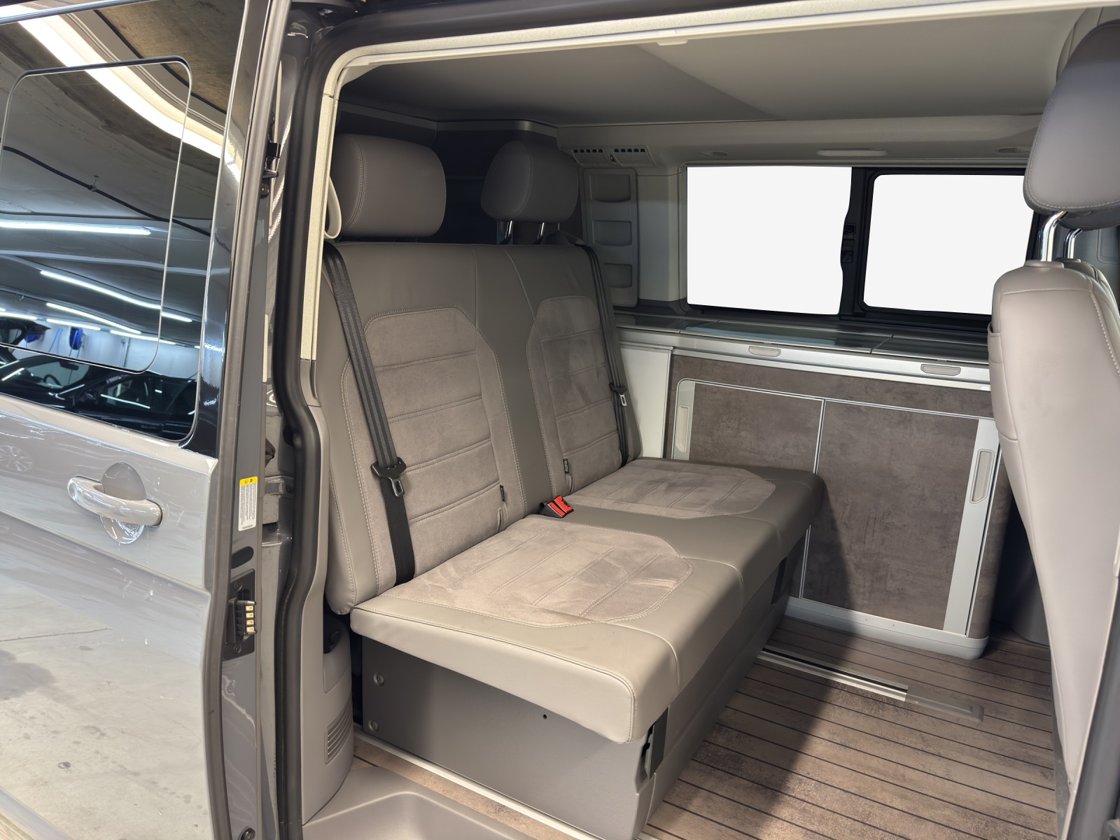 VW T6.1 California 2.0 Bi-TDI Ocean Edition Liberty 4Motion DSG-image-11