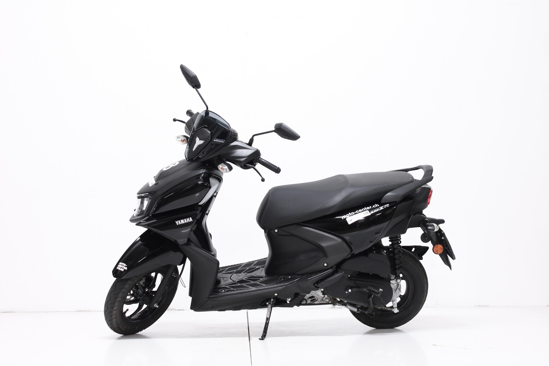 YAMAHA LCG 125 RayZR-image-4