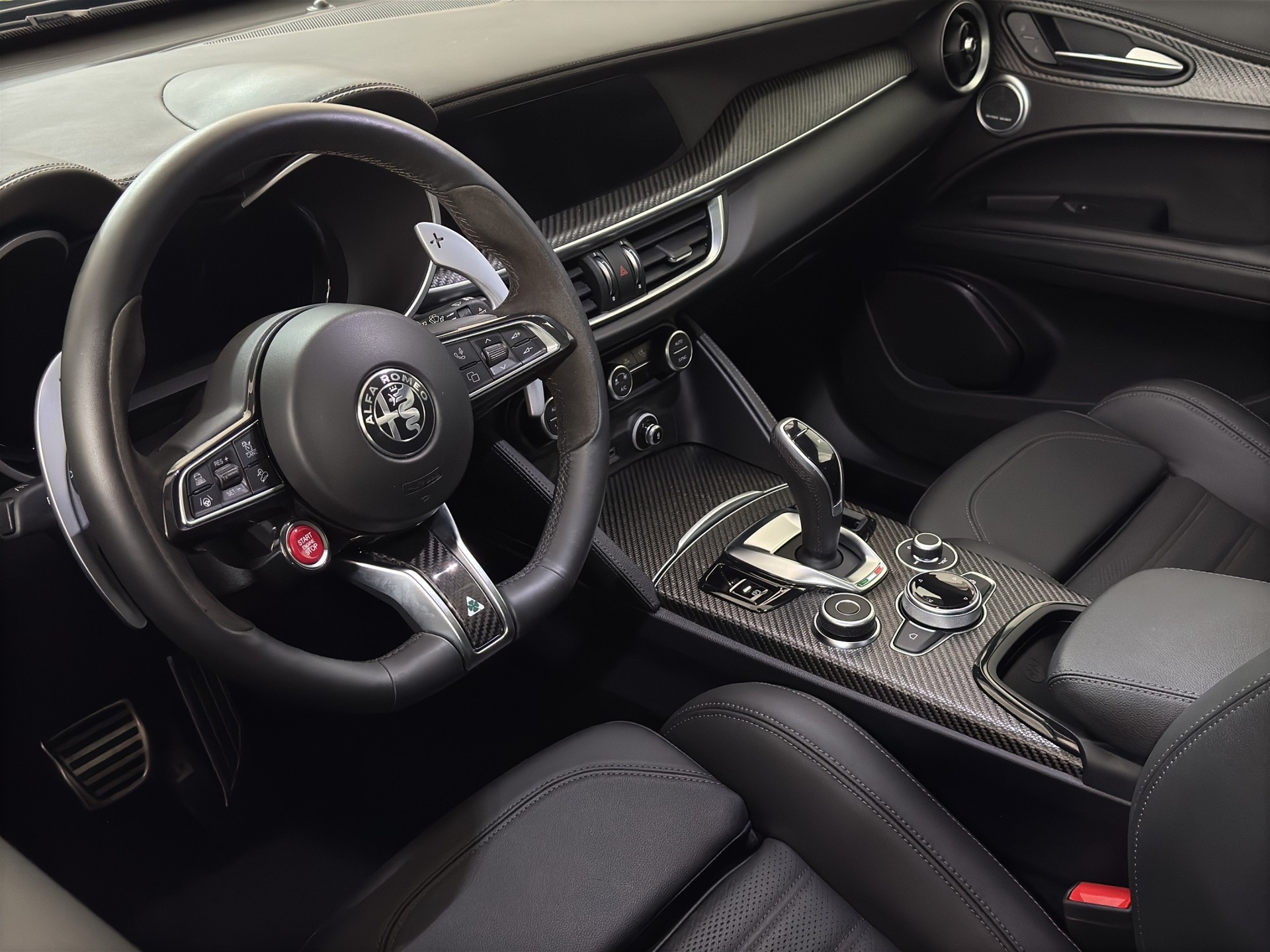 ALFA ROMEO Stelvio 2.9 V6 Quadrifoglio Sky Q4 AT8 "520 PS-Panoramadach"-image-12