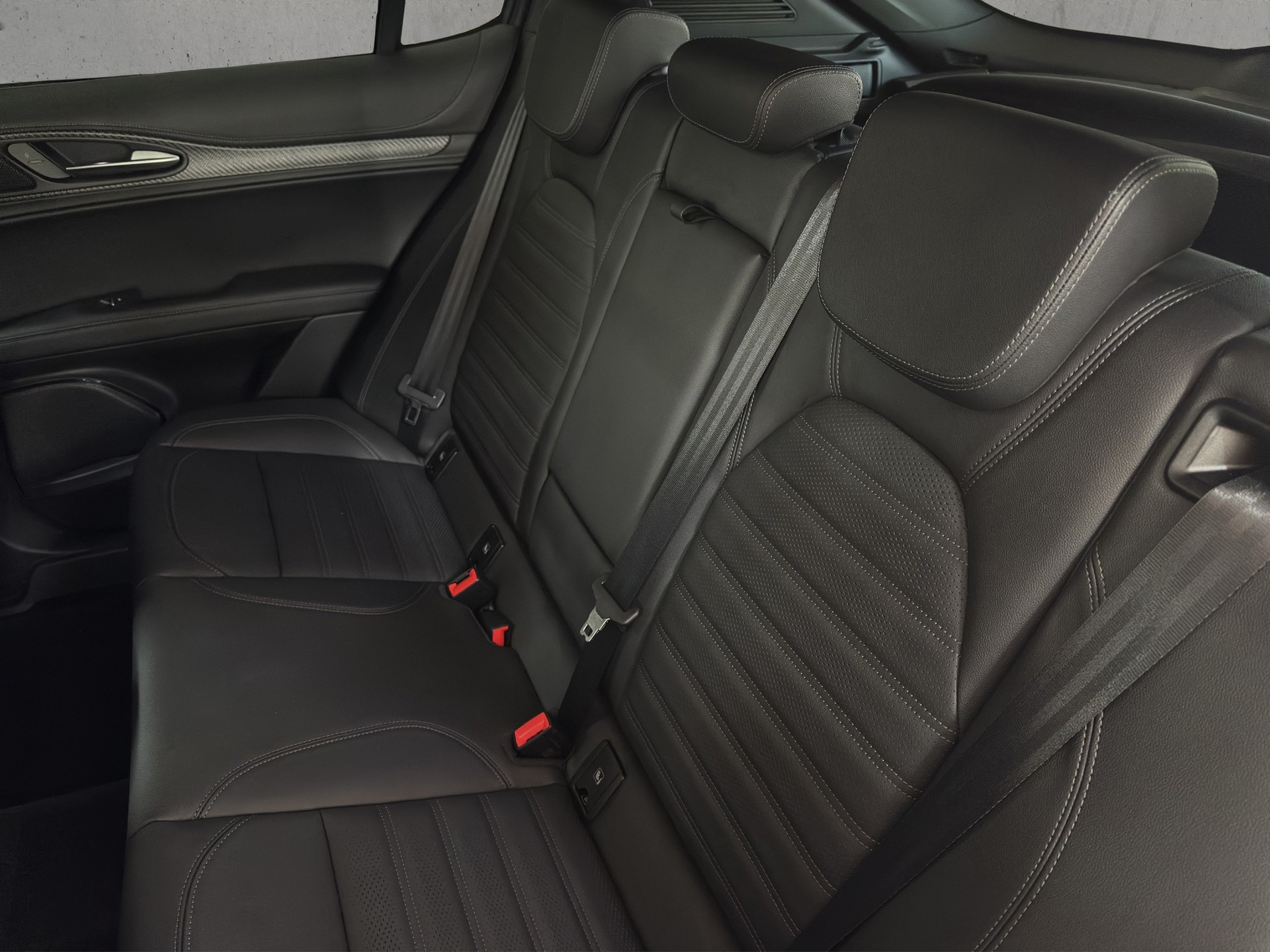 ALFA ROMEO Stelvio 2.9 V6 Quadrifoglio Sky Q4 AT8 "520 PS-Panoramadach"-image-10