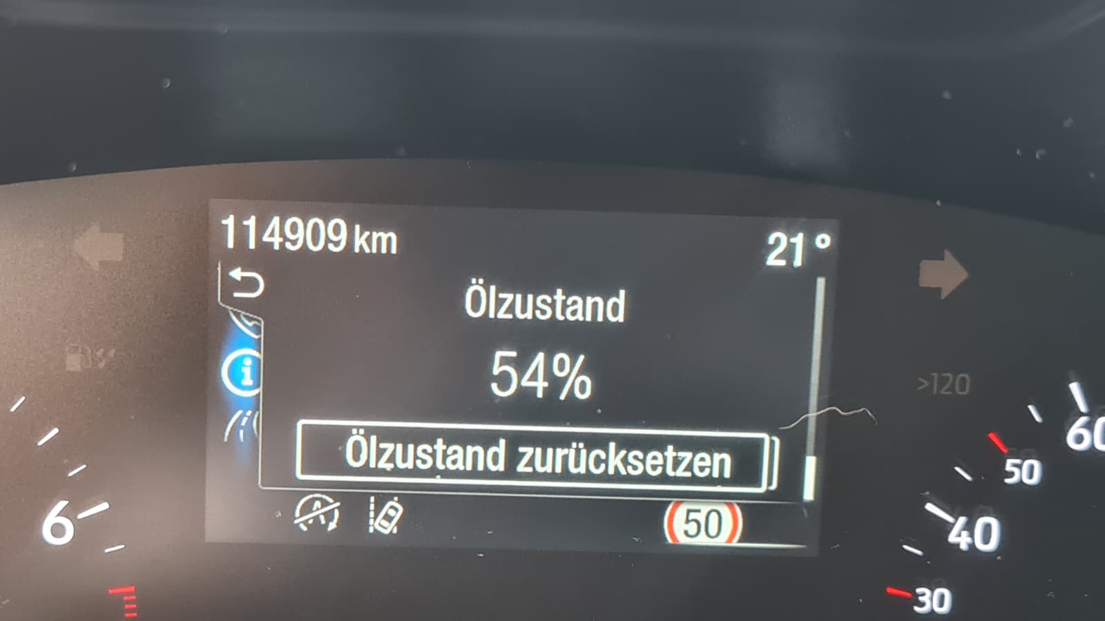 FORD Focus 1.0 MHEV ST-Line Automat ** Gr-Navigationssystem ** RF-Kamera ** Sitzheizung ** Abstandsregelsysteme ** Modell 2023 ** **-image-13