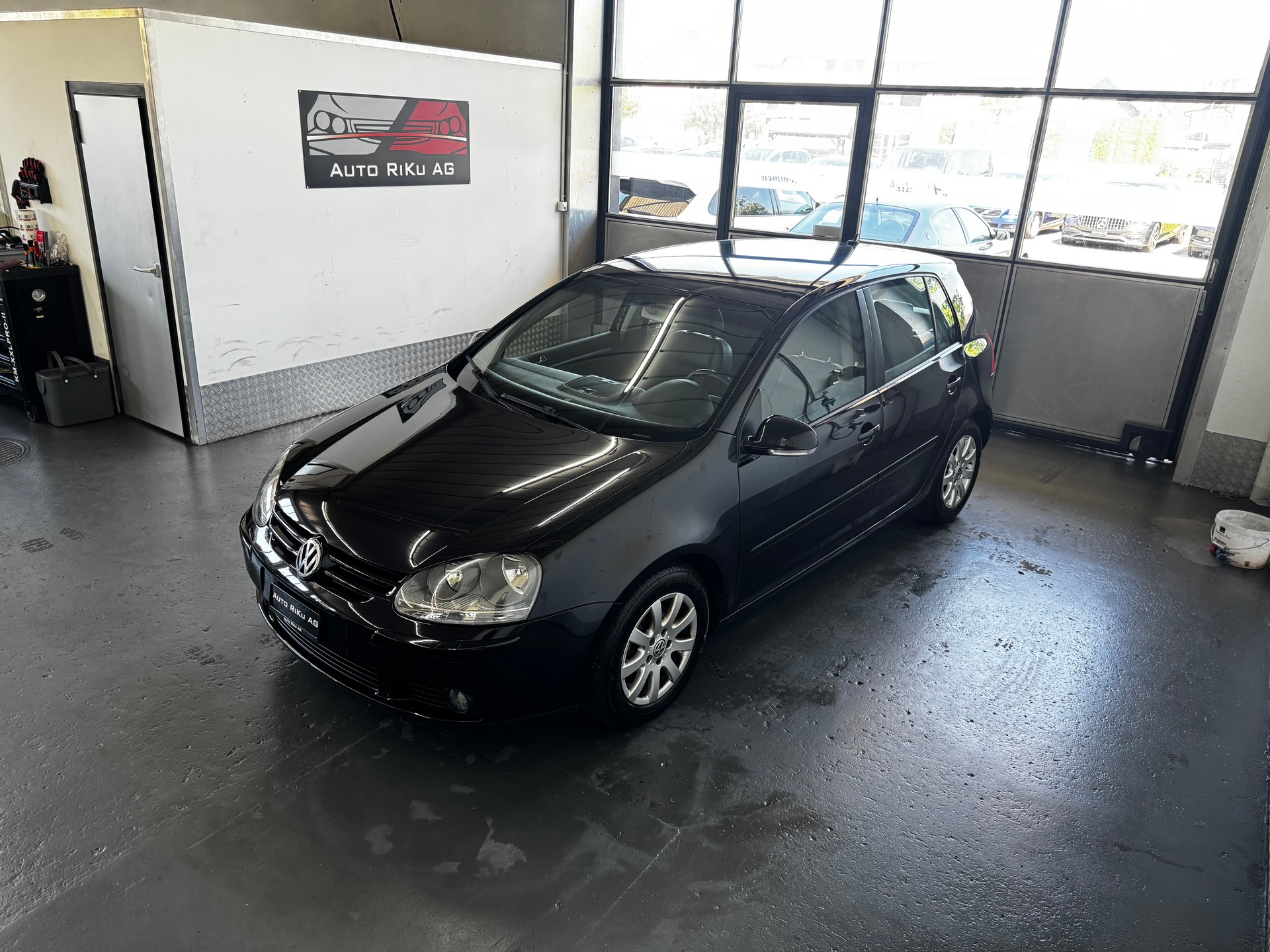 VW Golf 1.6 FSI Comfortline-image-5
