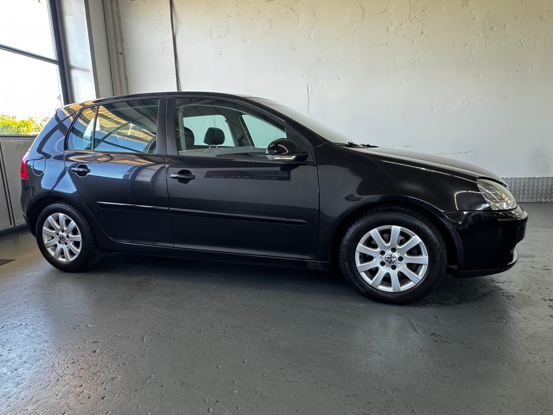 VW Golf 1.6 FSI Comfortline-image-7