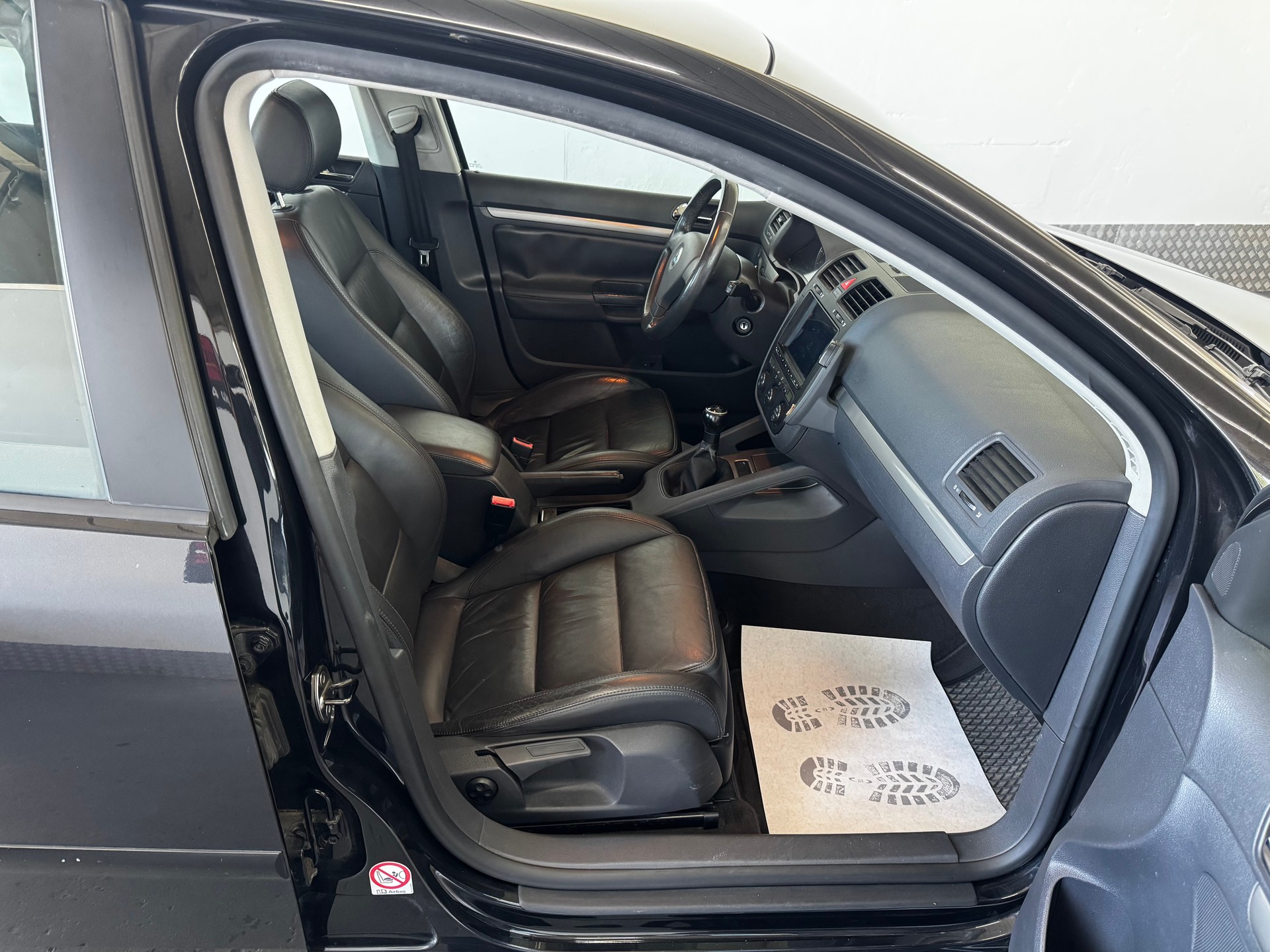 VW Golf 1.6 FSI Comfortline-image-18