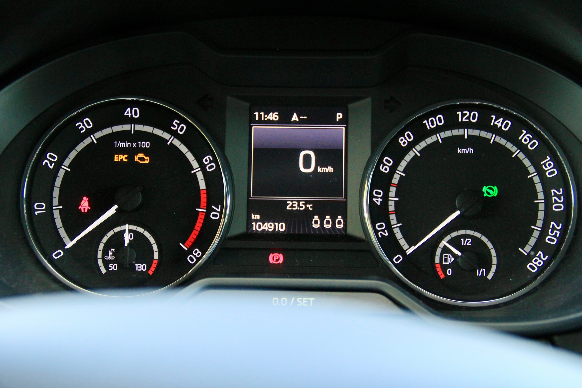 SKODA 2.0 TSI RS-image-8