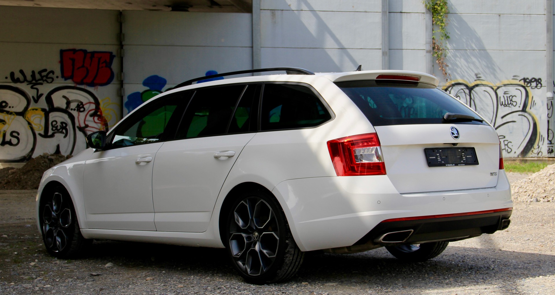 SKODA 2.0 TSI RS-image-6
