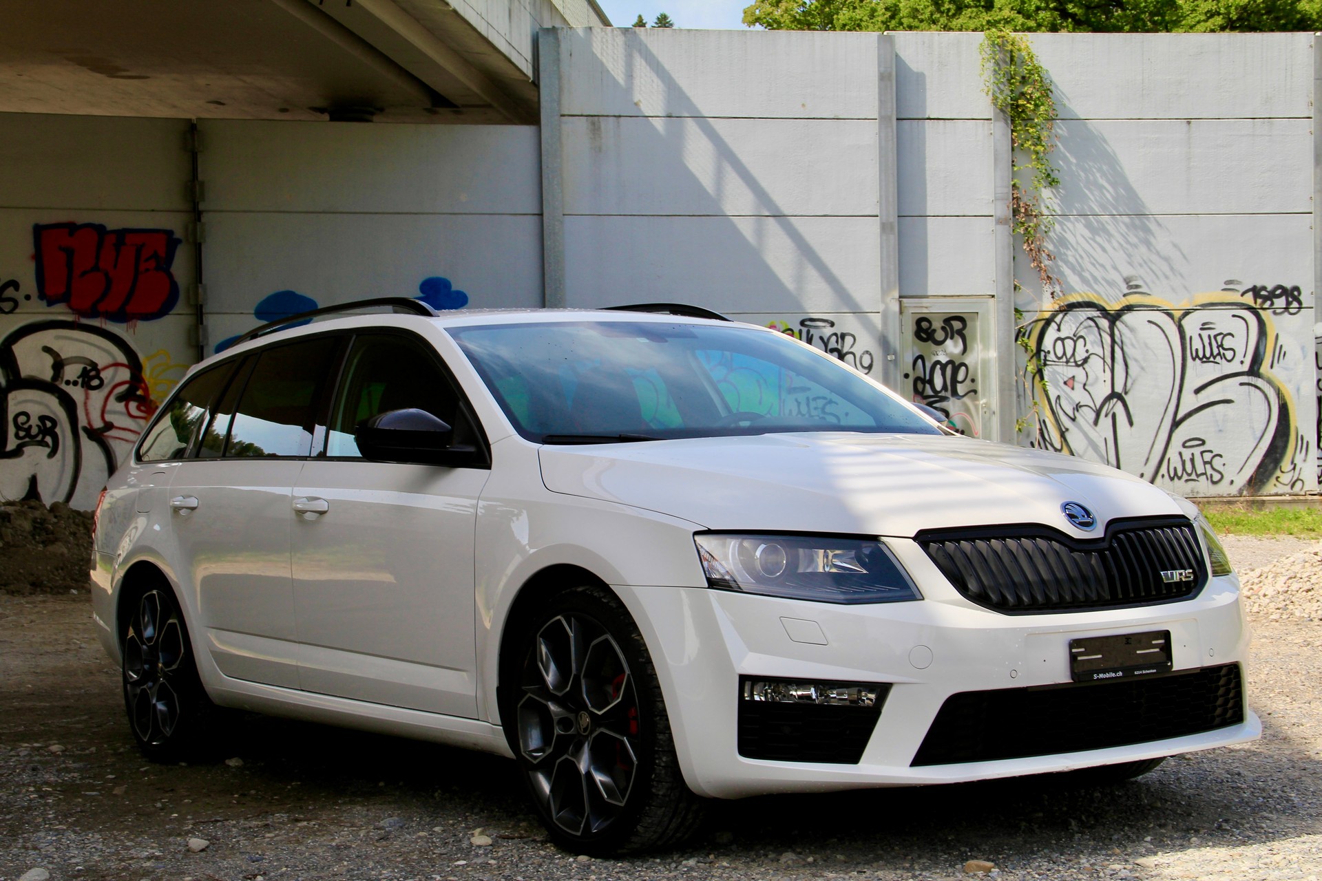 SKODA 2.0 TSI RS-image-2
