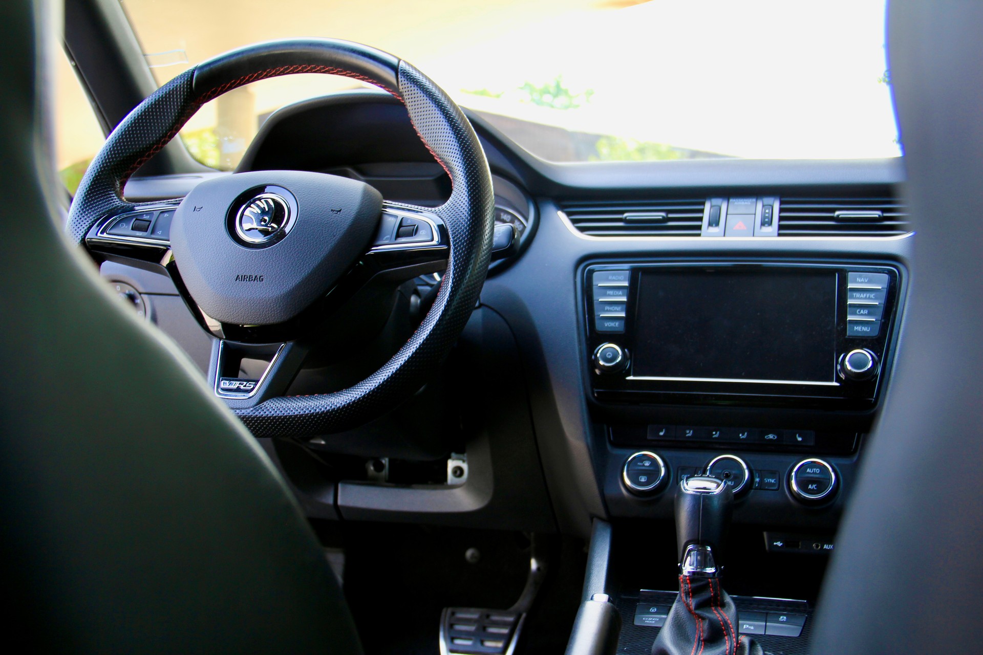 SKODA 2.0 TSI RS-image-11