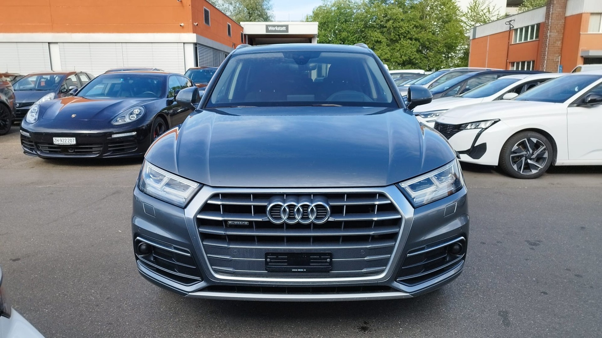 AUDI Q5 2.0 TDI design quattro S-tronic-image-0