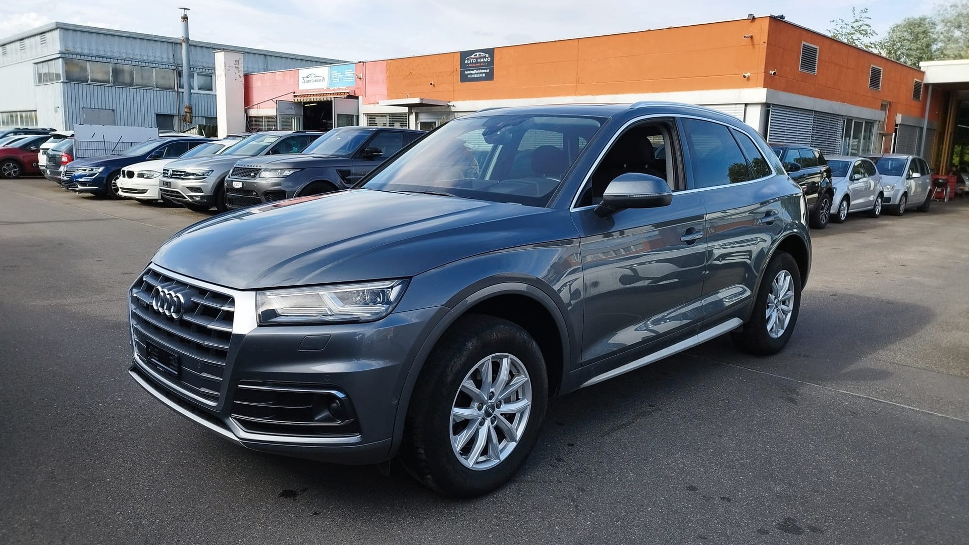 AUDI Q5 2.0 TDI design quattro S-tronic-image-8