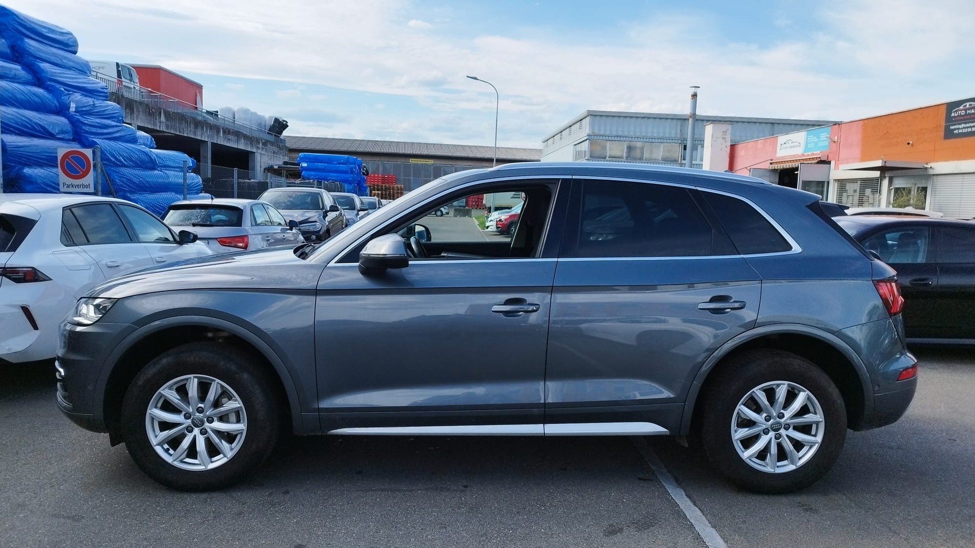 AUDI Q5 2.0 TDI design quattro S-tronic-image-1