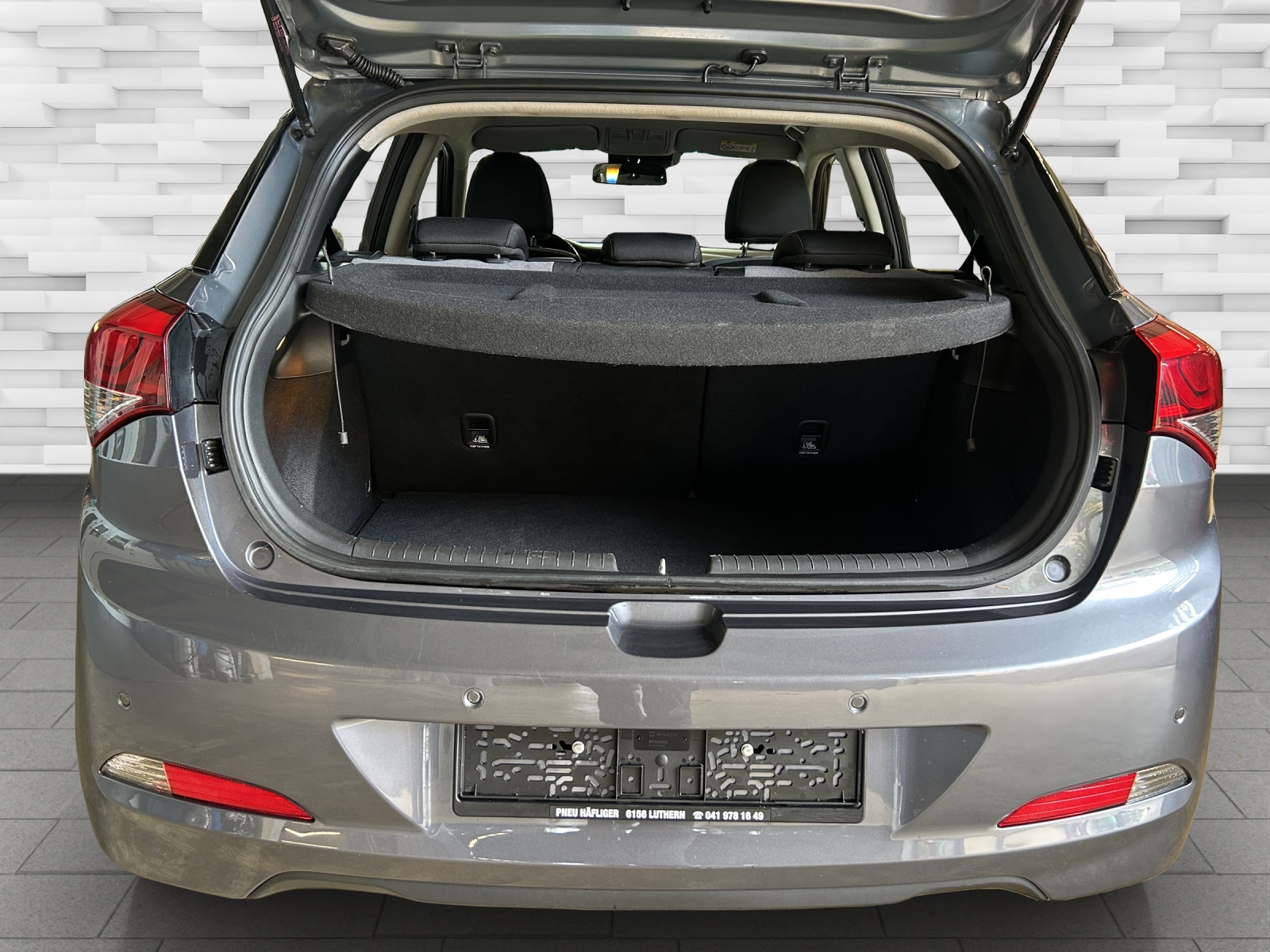 HYUNDAI i20 1.0 T-GDi Amplia-image-11