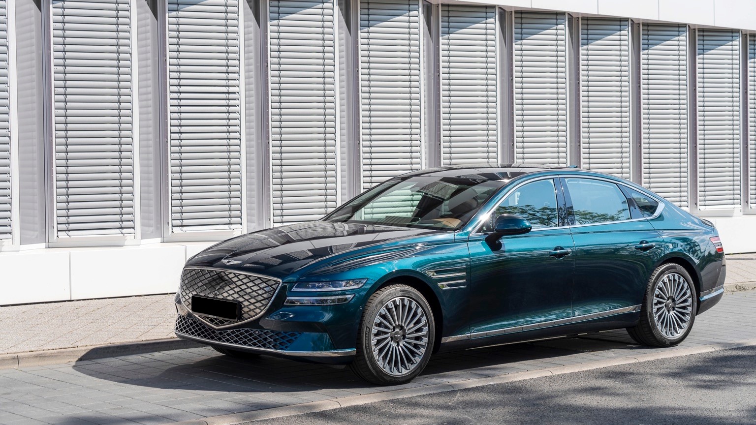 GENESIS G80 Electrificed Luxury 87,2kWh AWD / TOP Ausstattung-image-5