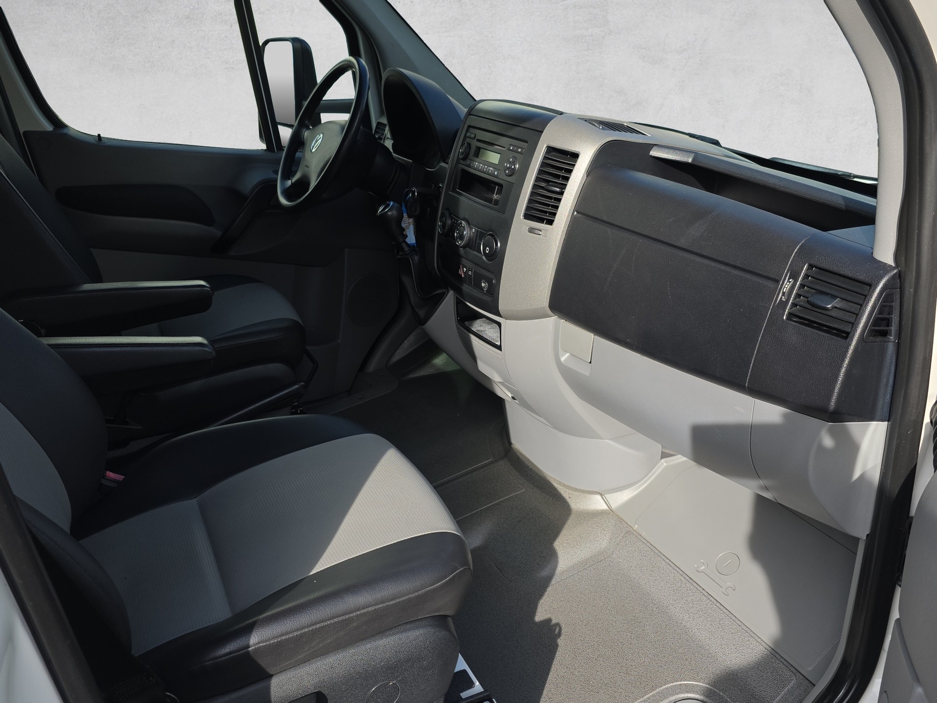 VW Crafter 35 2.0 BiTDI CR-image-6