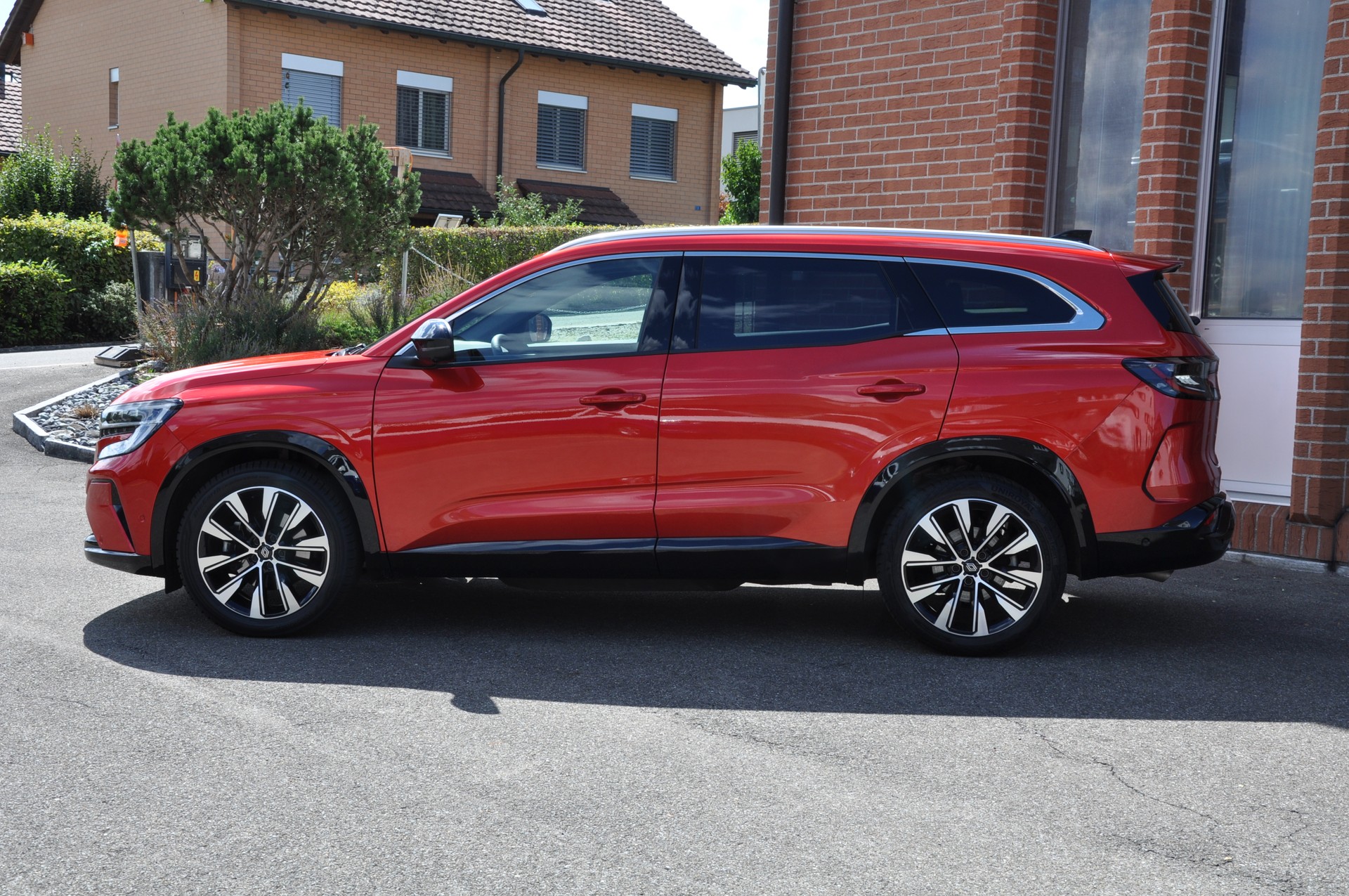 RENAULT Espace 1.2 E-Tech 200 Techno 7 Plätzer-image-1