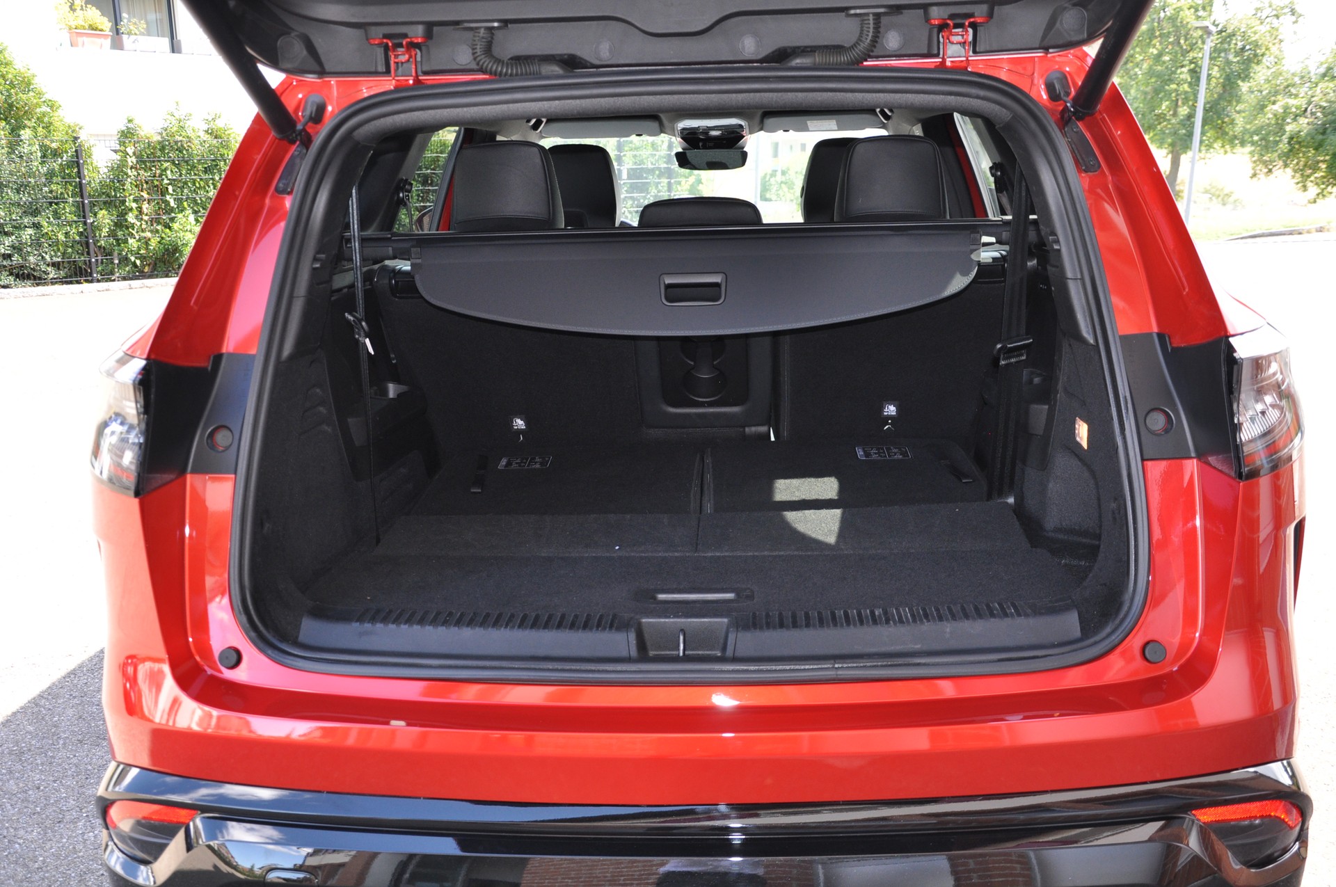 RENAULT Espace 1.2 E-Tech 200 Techno 7 Plätzer-image-7
