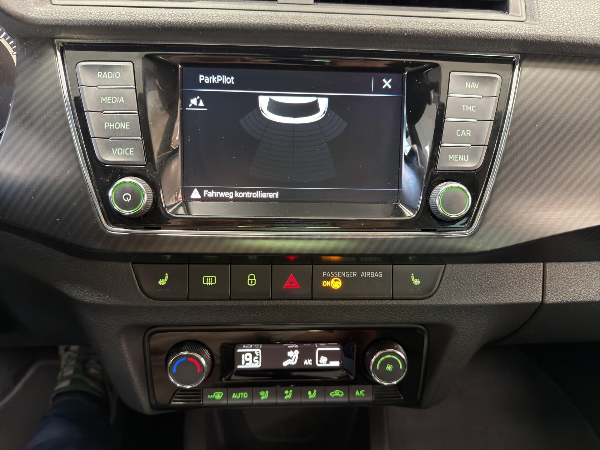 SKODA Fabia 1.0 TSI Monte Carlo DSG Steel-Grau-image-26