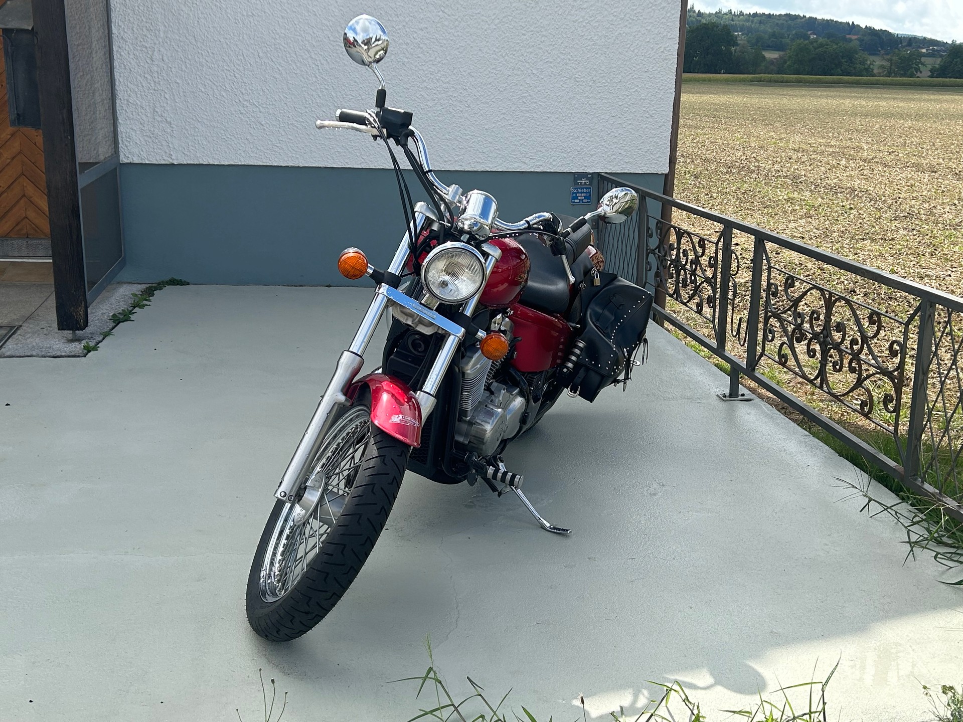 HONDA VT 600 C W Shadow-image-1