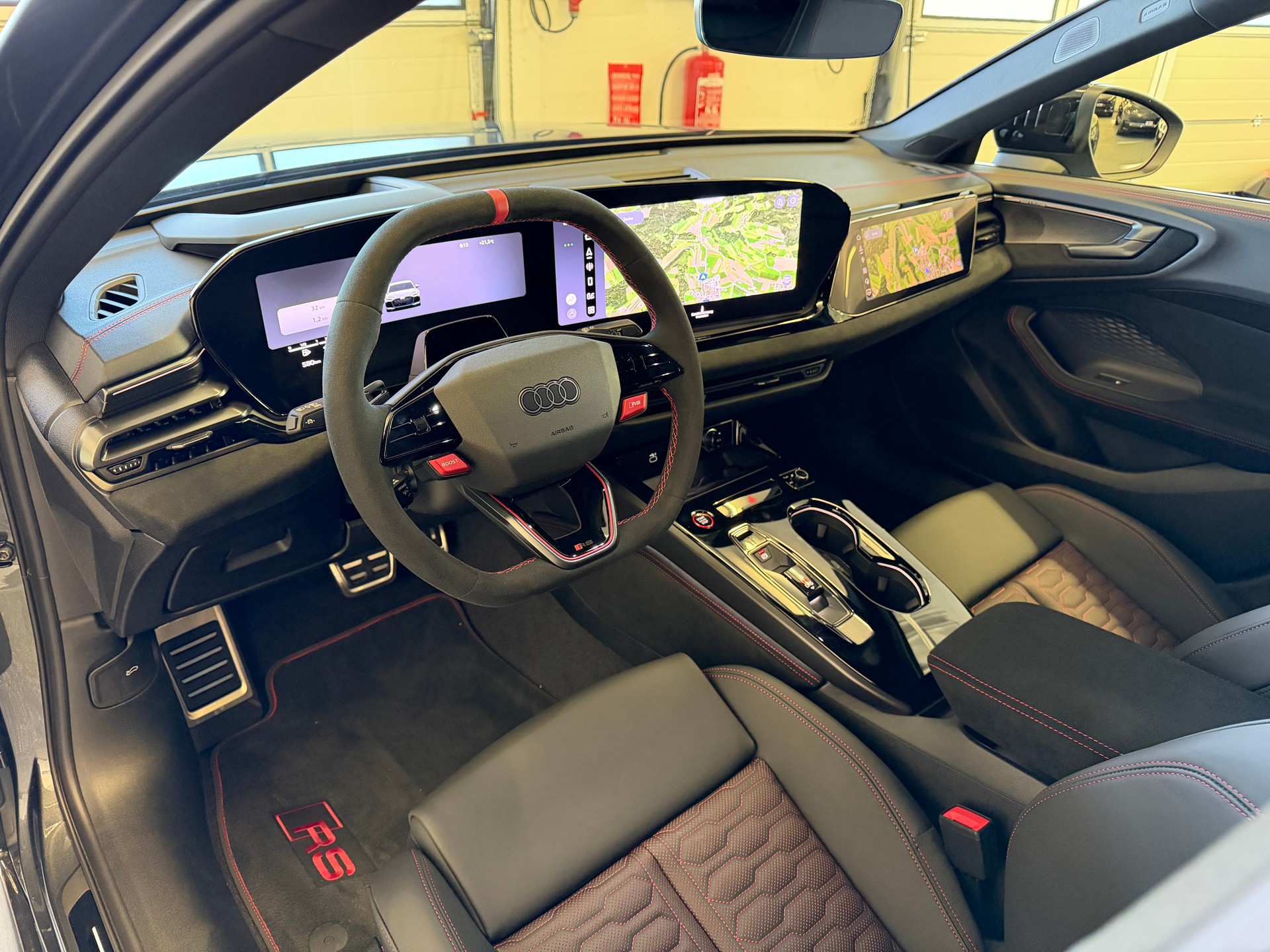AUDI RS 5 Limousine, CH Typenschein, V-Max Anhebung, Tech pro Paket, Head up Display, OLED-image-11