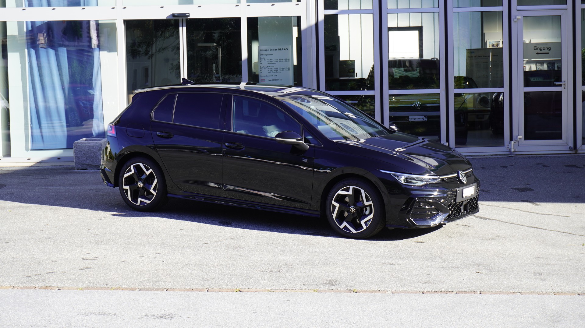 VW Golf 2.0 TSI R-Line DSG 4 Motion-image-5