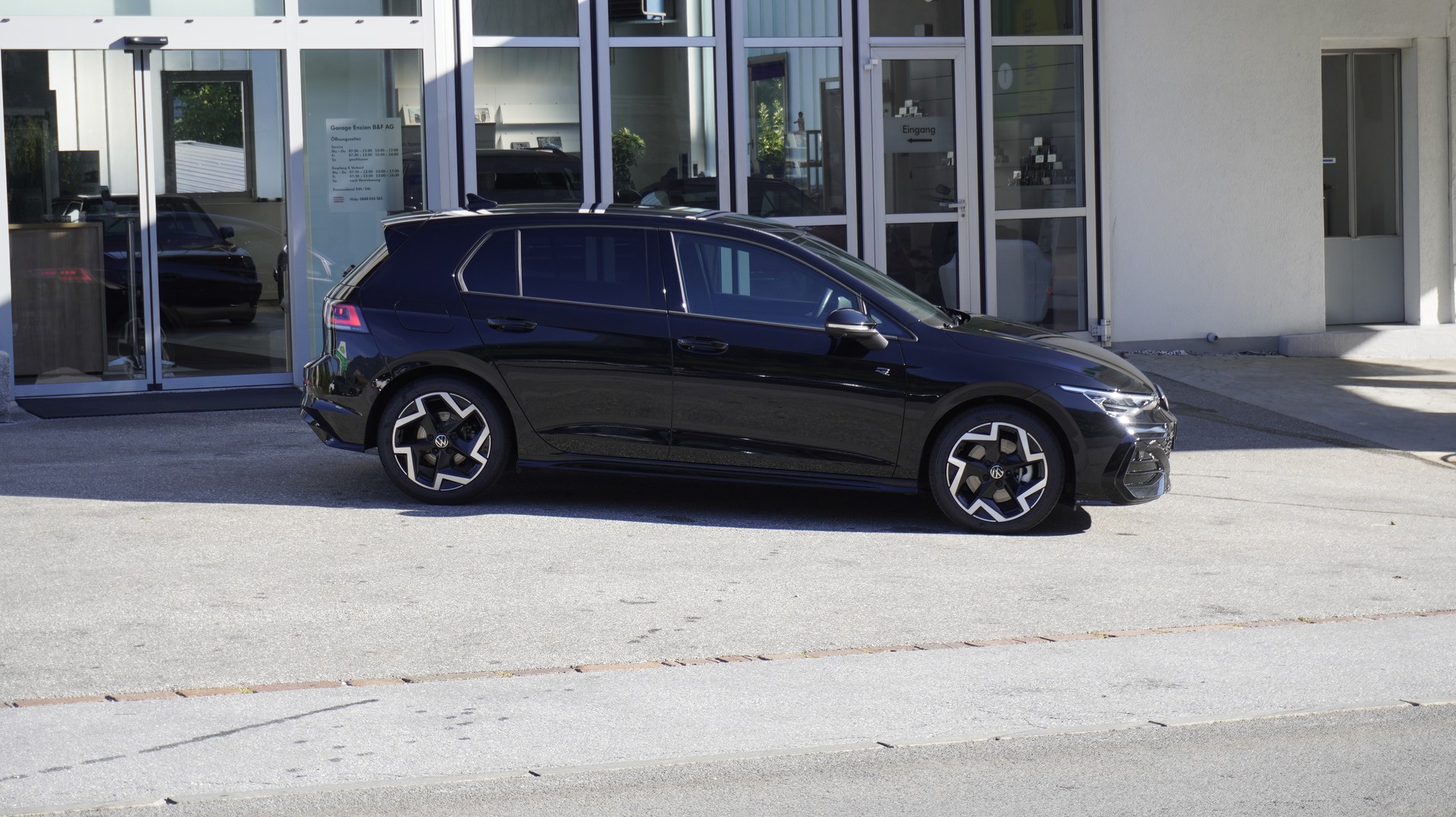 VW Golf 2.0 TSI R-Line DSG 4 Motion-image-6