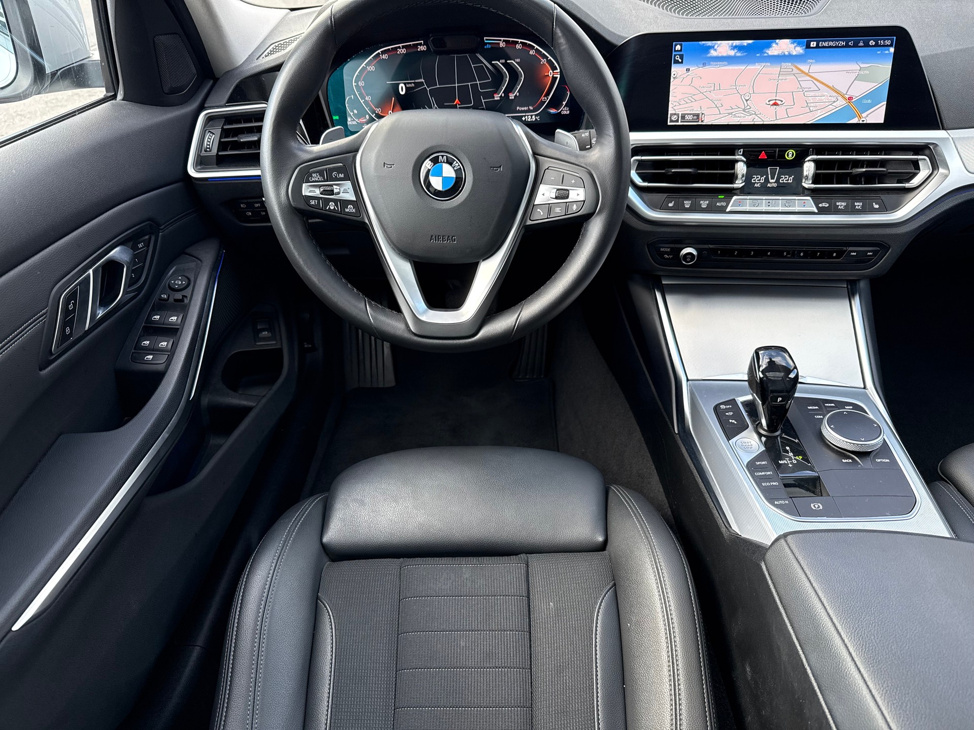 BMW 320d xDrive SAG Touring *Traumausstattung*-image-20