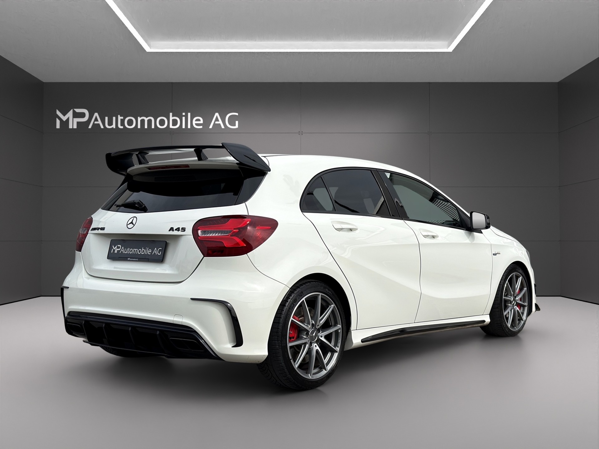 MERCEDES-BENZ A 45 AMG 4Matic Speedshift 7G-DCT-image-2