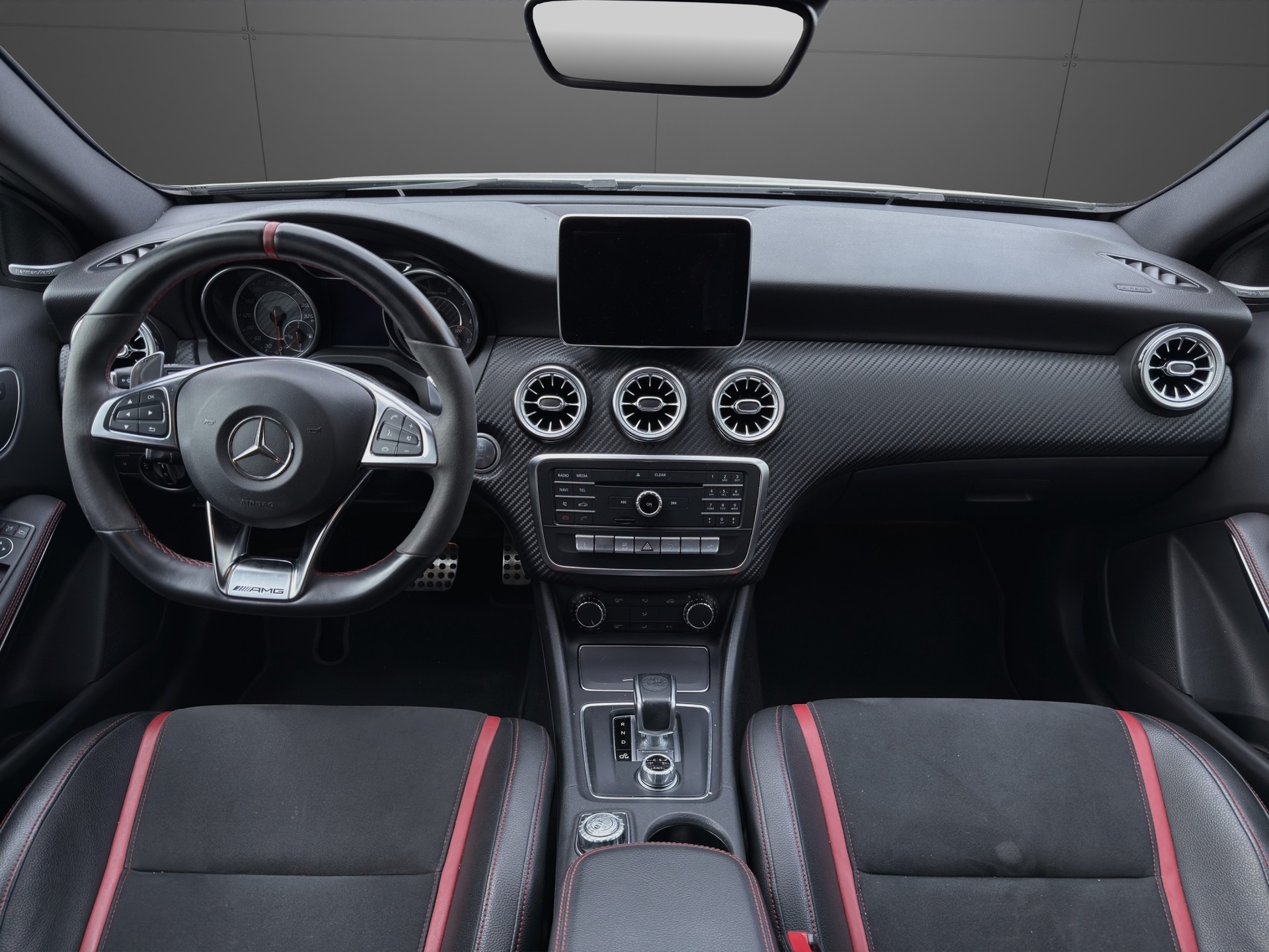 MERCEDES-BENZ A 45 AMG 4Matic Speedshift 7G-DCT-image-10