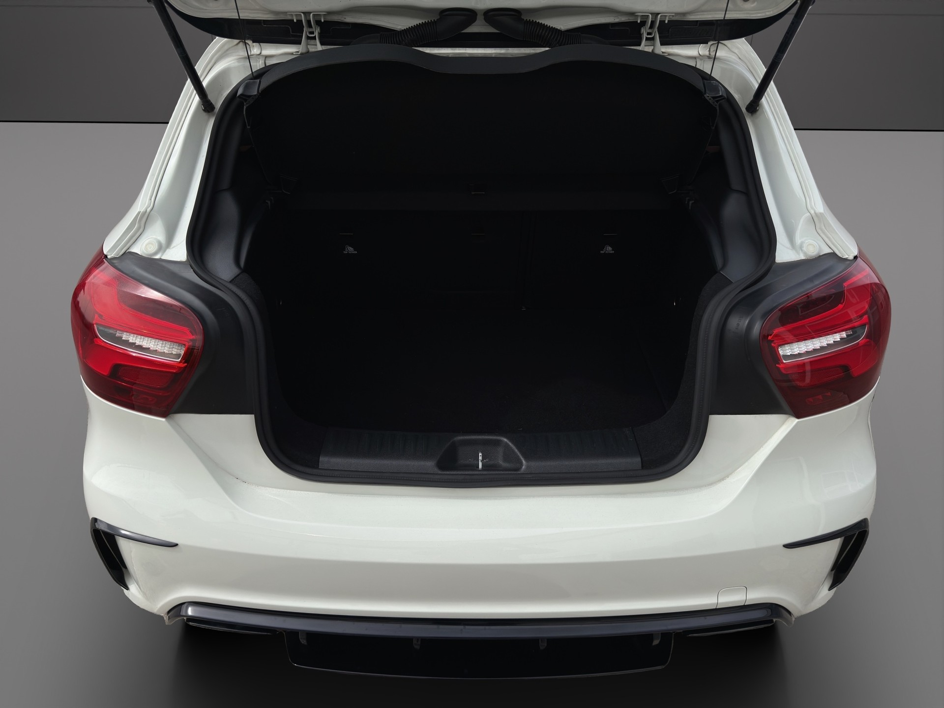 MERCEDES-BENZ A 45 AMG 4Matic Speedshift 7G-DCT-image-15